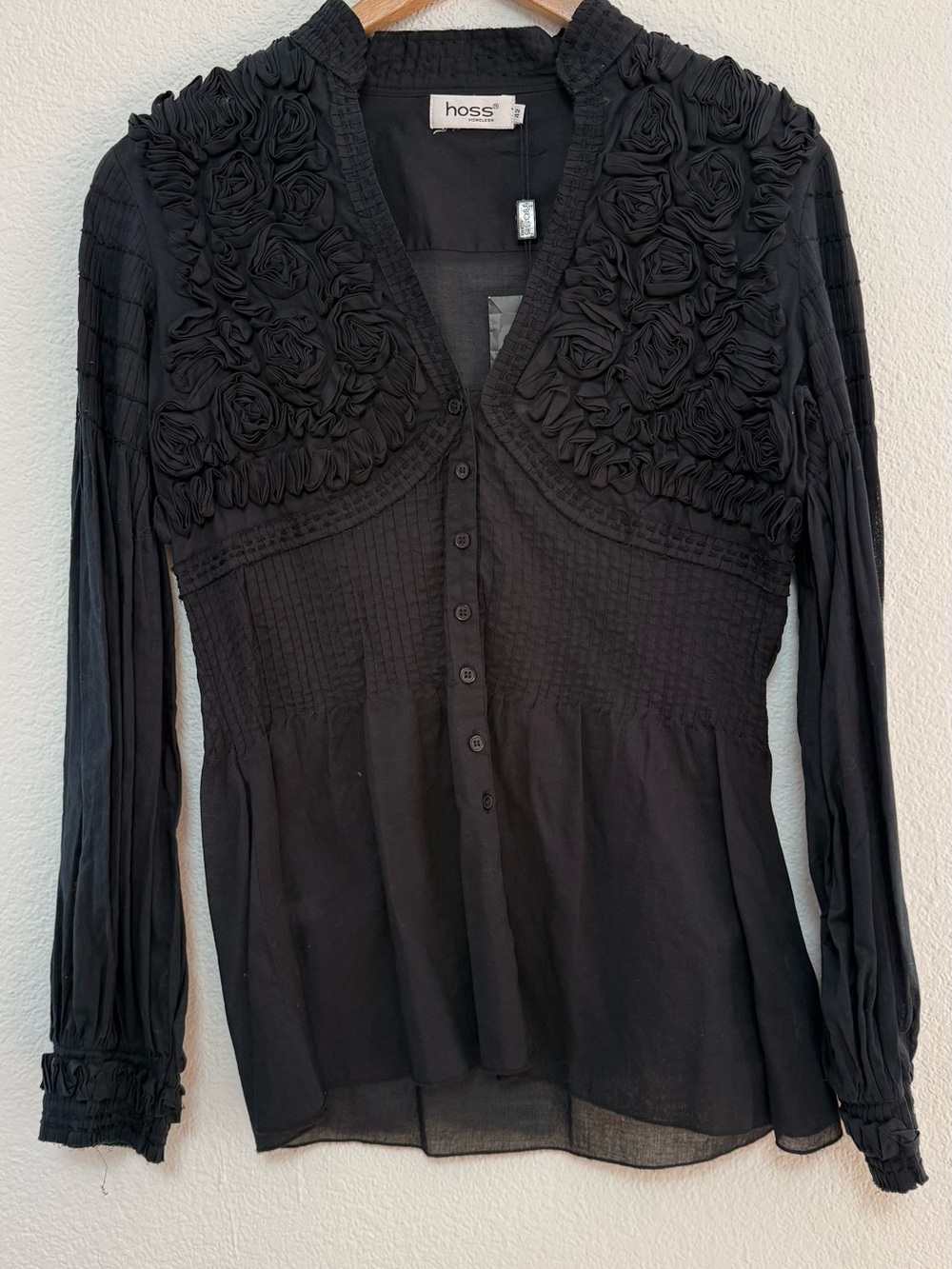 Hoss Intropia Black Floral-Rose Appliqué V-Neck Blouse